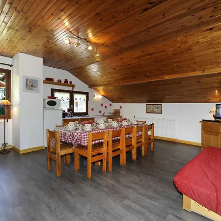 With 2 In Les Menuires, With Wonderful Mountain View -